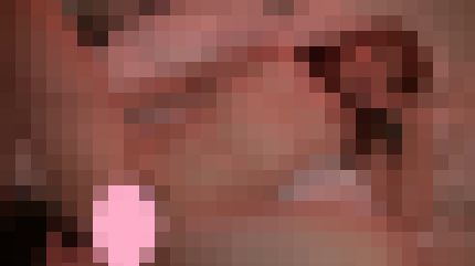 【再販】美乳の18歳女子大生が平静を装ってもアソコはビショ濡れで奥を突かれ喘ぎまくる サンプル画像4