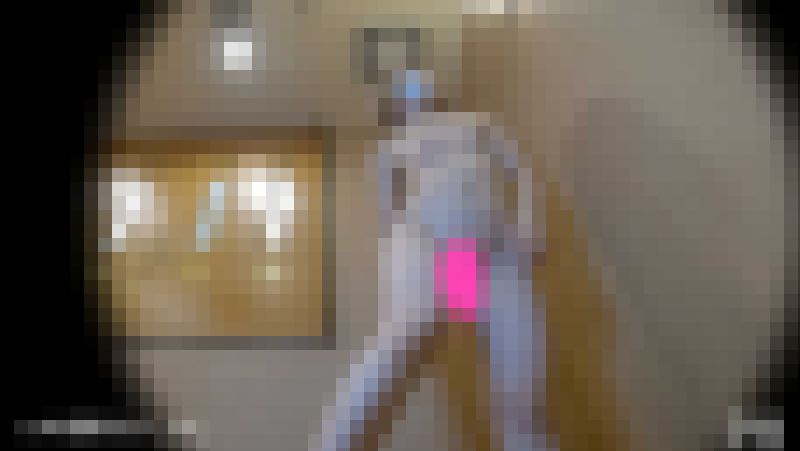 ショートカットがよく似合うスレンダー体型お姉様の迫力あるヒップと股間が迫るお着替え覗き見 サンプル画像