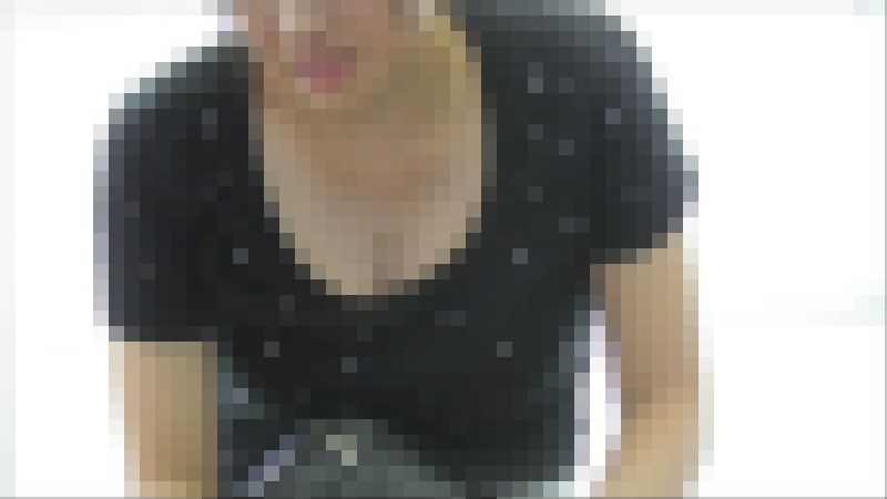 スウェットミニ女子が座って楽しそうにしてる動画:20分超Ver サンプル画像5