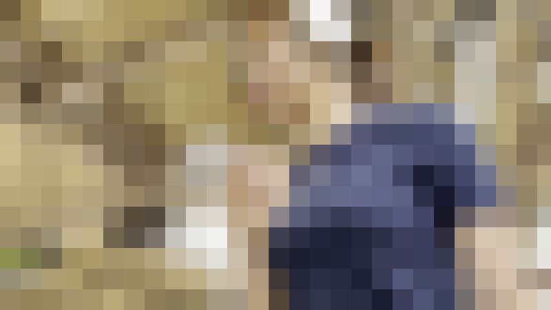 街の風景37 キュート美顔に細い身体とアンバランスに突き出たおっぱいの迫力映像! サンプル画像3