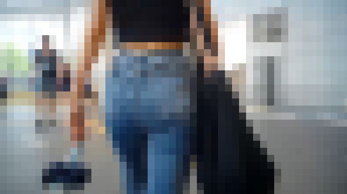 (10名収録)極上フォルムの美桃尻をモッコリ食い込ませて歩く激カワ美人女子大生など サンプル画像1