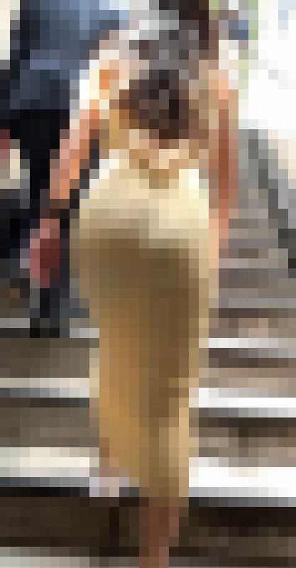 【再販】No.1605「爆セレブ美女！良アングル階段シーンで突き出す美巨尻」　サンプル画像1