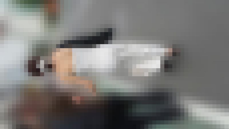 【再販】白いサテンのスカートは高確率でパンティー透けます(/ω＼)　サンプル画像5