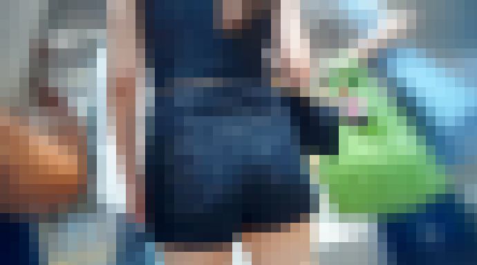 (8名収録)エロカワ爆乳女子大生の電車待ちする光景など　サンプル画像6