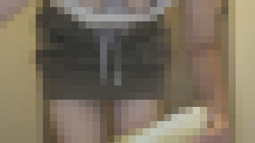 【旦那さんとそういうプレイ中？】恥じらい薄の人妻さんが薄着で来訪！キャミの中はブラしてるけど簡単に中が見えてますけど！　サンプル画像4