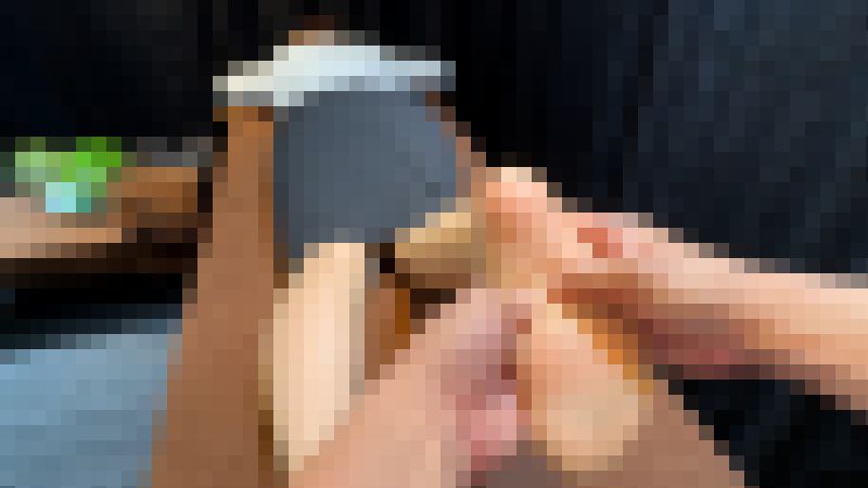 仕事帰りの美人OL　スーツに隠された赤パンティタイトスカート捲りパンスト引き裂いての生挿入に響き渡る喘ぎ声　サンプル画像2