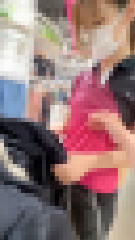 【店内接触vol.4前編】ランニングウェアの美人女性に接近??個室で汗ばむムチムチボディと濃厚接触! サンプル画像3