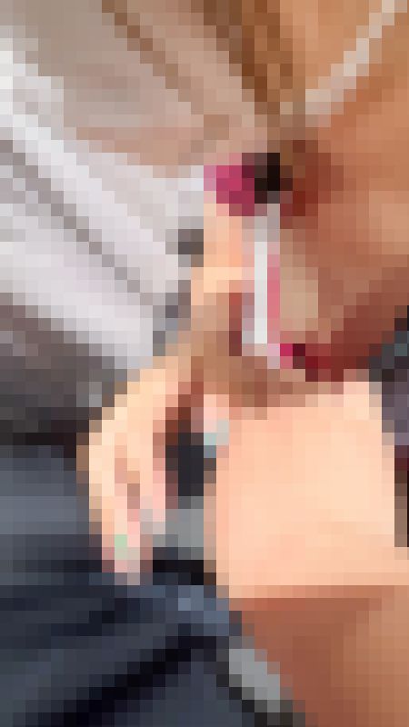 【店内接触vol.4前編】ランニングウェアの美人女性に接近??個室で汗ばむムチムチボディと濃厚接触! サンプル画像6