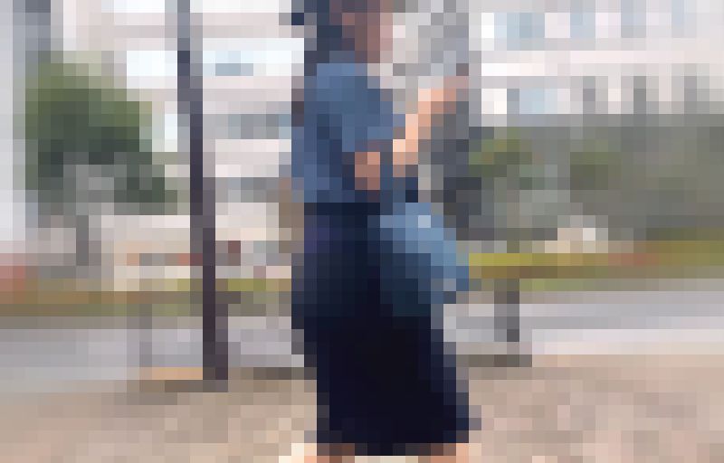素人OLのイヤらしい巨尻を堪能!お触り寸前の肉厚なデカ尻をパッツンさせて♂をたぶらかす! サンプル画像3
