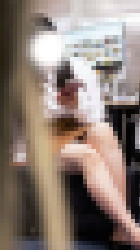 白い肌の脚の間からまろびでたるパンティ サンプル画像3