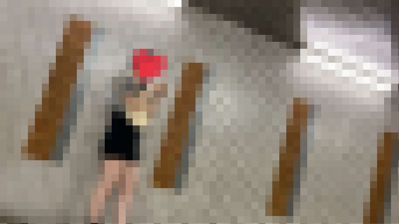 【再販】42D【だまし撮り】こうやって食い込み撮って欲しかったんだね サンプル画像4