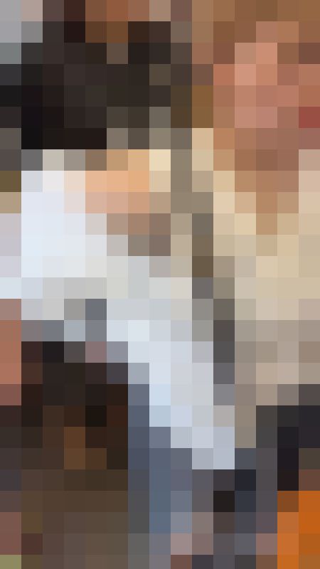 【推定B~Cカップ8】生足見えがエロい!赤い唇が映える、ダメージデニム姿の彼女 サンプル画像2