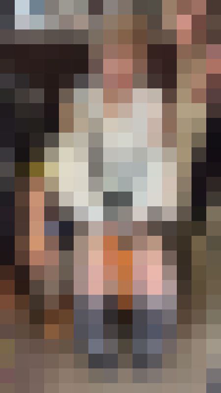 【推定B~Cカップ8】生足見えがエロい!赤い唇が映える、ダメージデニム姿の彼女 サンプル画像5