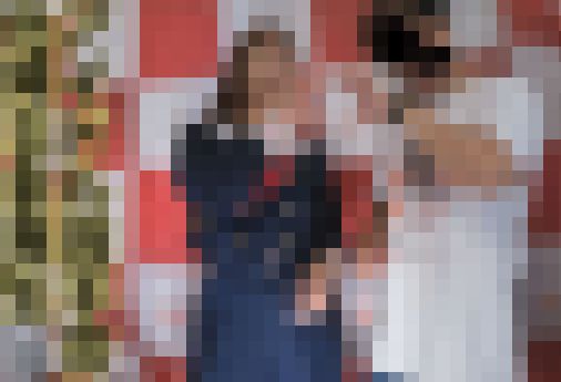 潜入！書店サイン会【写真集高額購入者特典の実態!!】02「国民的アイドル握手会で危険事案発生！オタク暴走！」　サンプル画像2