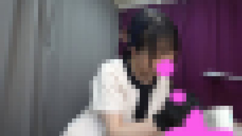 健全脱毛サロンの裏オプで下着の中にチンポ入れてそのまま精子出されるセラピストさん?　サンプル画像1