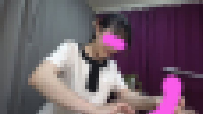 健全脱毛サロンの裏オプで下着の中にチンポ入れてそのまま精子出されるセラピストさん?　サンプル画像3