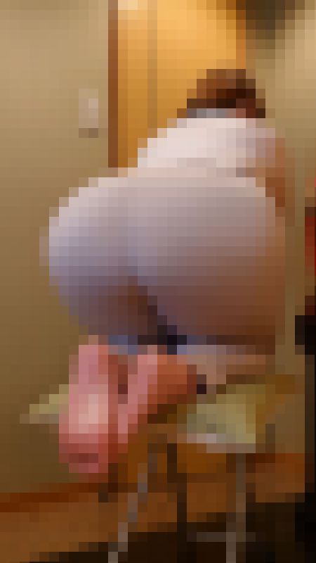 尻でヌく。パツパツ着衣巨尻にぶちまけ①　ギャル系受付嬢25歳のデカ尻　サンプル画像2