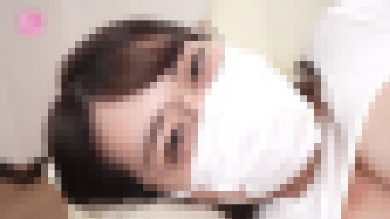 07 舐められまくる爆乳!KカップOLエマのおっぱいを唾液まみれの迫力映像! サンプル画像2