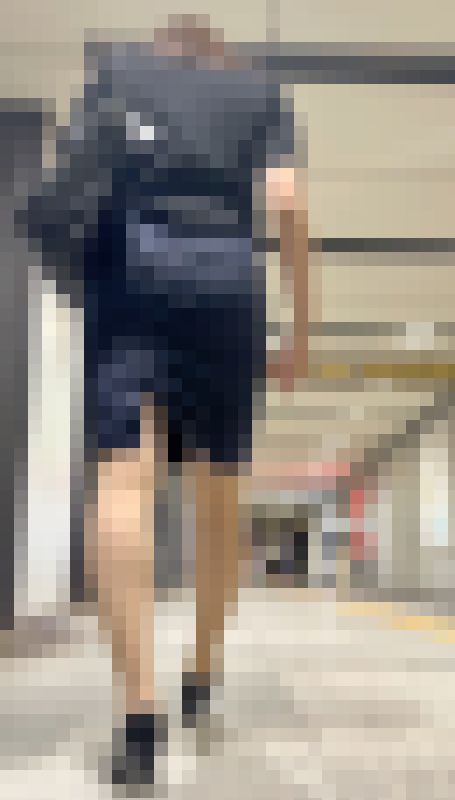 【598】膝上タイトスカートと悩ましいスリットを魅せ続けてくれる、都会のOLさん! サンプル画像2