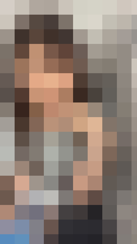 【推定B~Cカップ13】目の下のほくろが可愛い！可愛さと格好よさを併せ持つ顔立ちOLの胸の膨らみ観察！　サンプル画像3