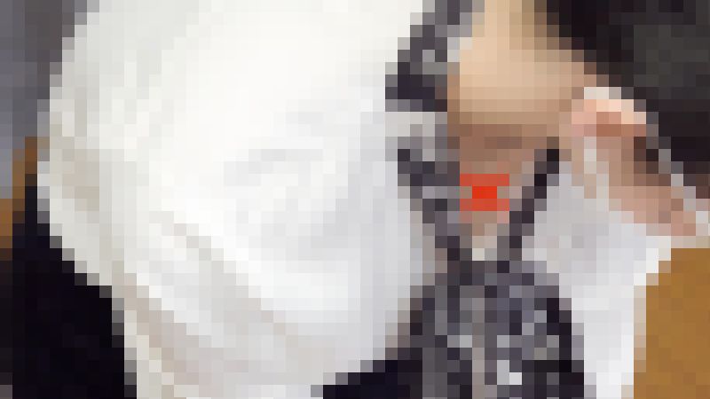 【救命講習/胸チラNo.75】ブラ紐ズレて乳首丸見え！人妻さんがノーブラで救命講習　２名収録　サンプル画像3