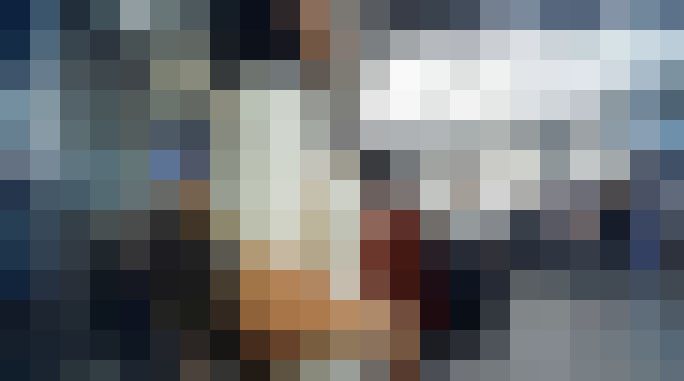 清楚なのに超エロい美巨乳をイヤらしく突き出しながら待ち合わせする美人お姉さんなど サンプル画像2