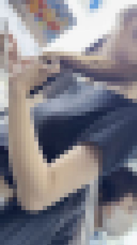 街の風景53 ぴちぴちシャツの美女JDが着衣だけどアソコに手を当てたり可愛い膨らみおっぱいをチラ見せするので撮りながら射精しそう サンプル画像2