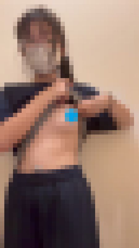 【4K】顔出し♪見習い絵師ちゃん♪極貧乳な乳首オナ♪３日分♪ぷっくりするまでひたすら撫でる　412　サンプル画像3