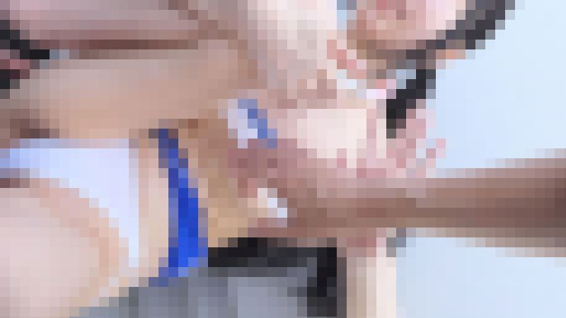 某エナジードリンクキャンペーンガールちゃんがイベント会場で悪質カメコの餌食に サンプル画像4