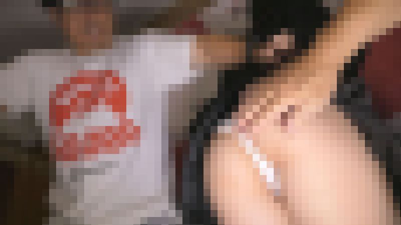 アイドルファンサイベントでカメコが暴徒化！制コスを脱がしておっぱいオマムコお触りしまくり　サンプル画像6