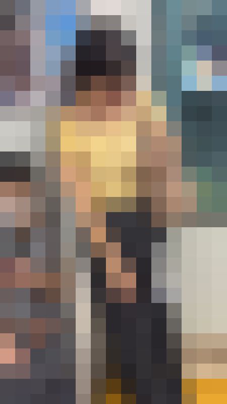【推定B~Cカップ15】ブラ紐見え!?大人っぽさの中にほんのり可愛さが混ざるOLのお乳の膨らみ撮影! サンプル画像5