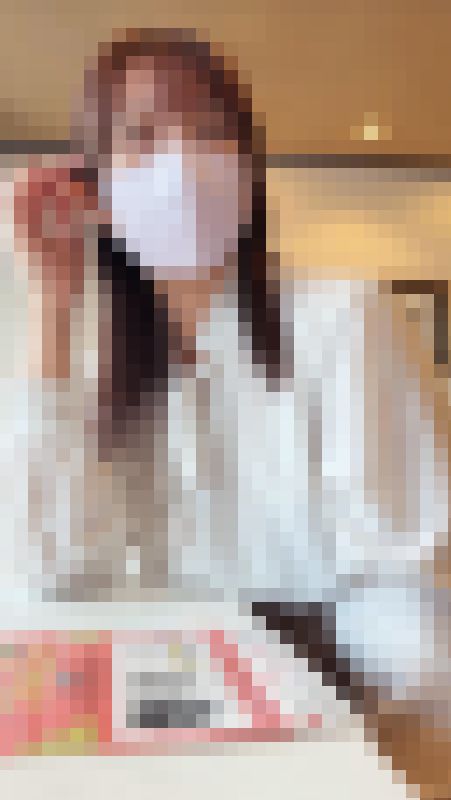 ファミレスでひやひやチラ魅せ?あえてのノーブラで挑みましたｗｗｗ　サンプル画像2