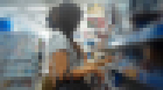 某芸能人激似の極上美巨乳美女の張りがエグすぎてフル勃起不可避など　サンプル画像6