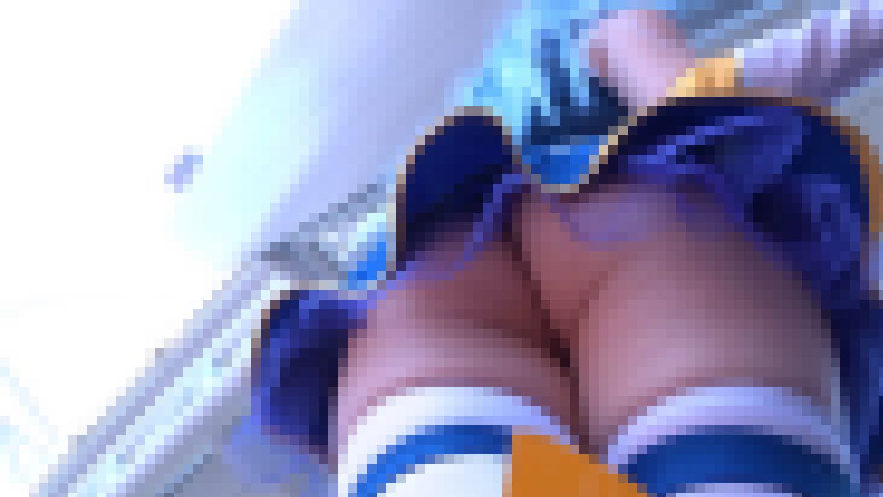 【再販】アイドルフェイスのお尻丸出しレイヤーがローアングル歓迎で超真下からの絶景尻撮影　サンプル画像5