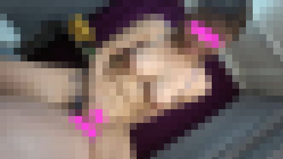 健全脱毛サロンの巨乳セラピストさん?マイクロビキニの中にチンポ入れて精液出される?　サンプル画像1