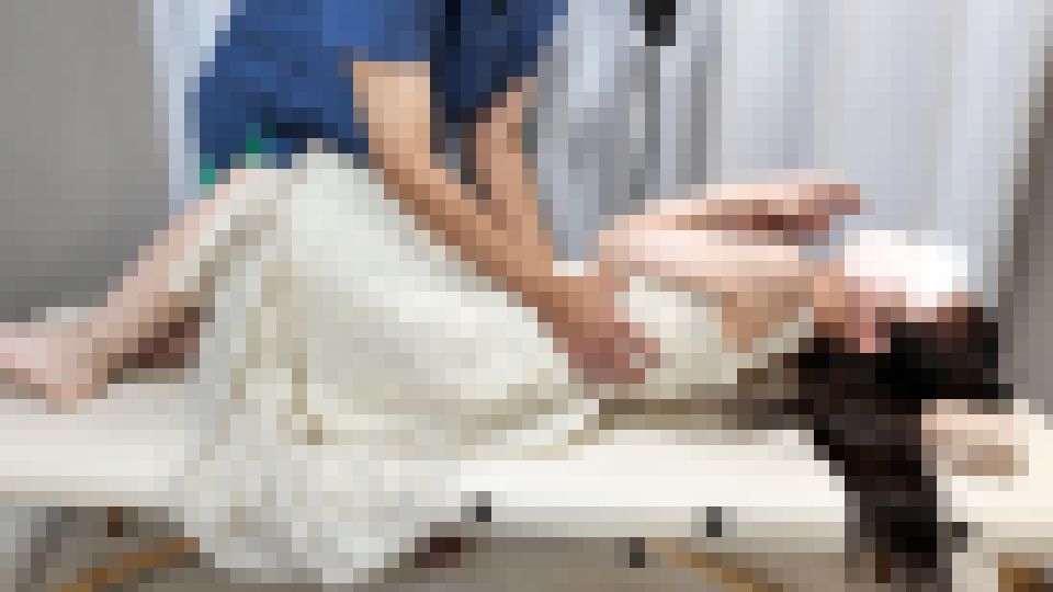 恥ずかしがりやな絶頂敏感娘を整体モニター撮影で中出し　サンプル画像2
