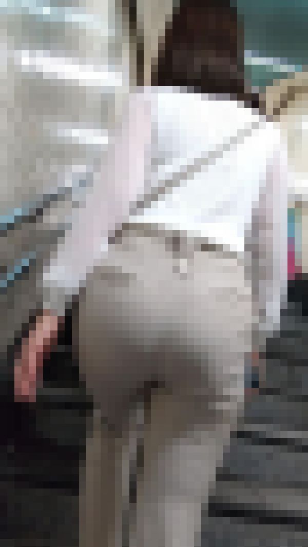 【再販】＜おススメ！＞ぱっつぱつのパンツで階段を上るデカ尻ちゃんが最高にエロすぎる！3選　サンプル画像2