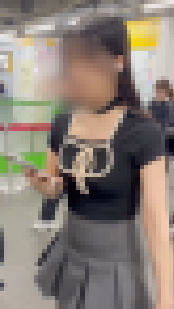 【再販】《４K・高画質》 No.1663「タイミングが間違っている！超ド級にハミ出す肉尻」　サンプル画像4