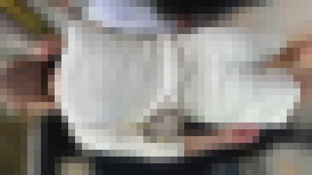 【再販】収録時間6分18秒！美人のお姉さんのハーフパンツからパンティーが透けてますね(/ω＼)　サンプル画像5