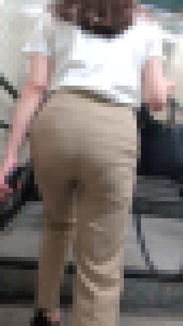 【再販】衝撃！巻き髪ギャルお姉さんのまん丸大きなお尻から透けるパンティーに悶絶3選　サンプル画像4
