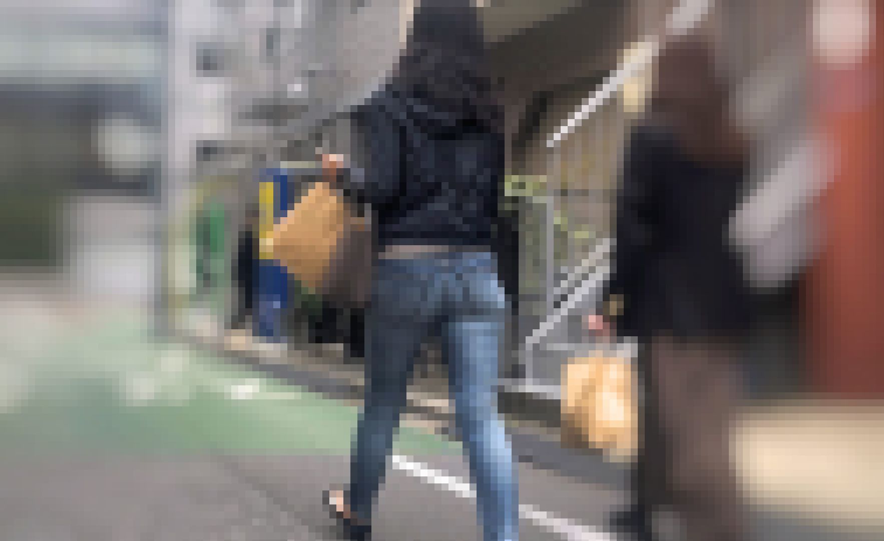 【再販】超Sクラスのショートパンツ美尻を下から堪能！潤いたっぷりの色白美ボディから美尻を突き出し食い込みで♂を挑発!　サンプル画像6