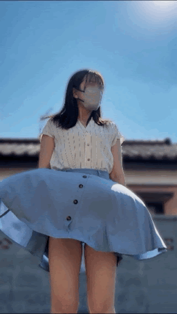 【風チャレ】可愛いスカートだけど可愛くなかった!ひらりどころではないwww サンプル画像