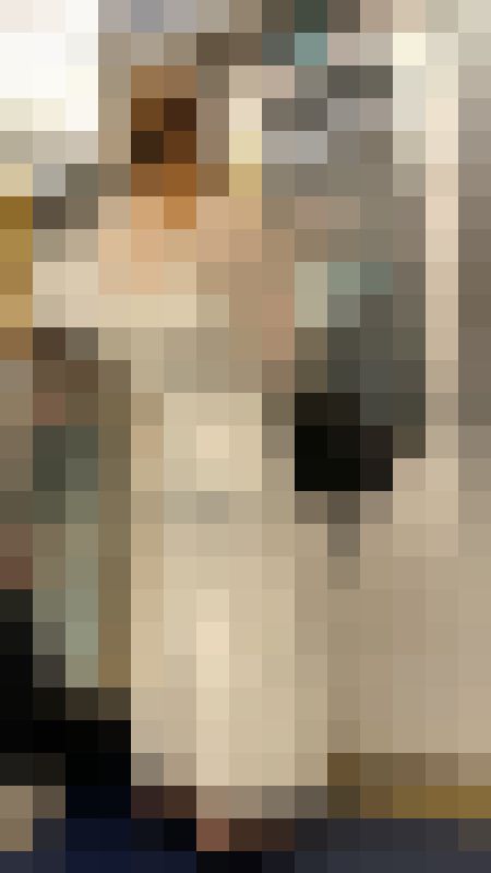 【後ろからの眺め32】ムチムチボディの金髪ギャルを背後から観察！　サンプル画像3