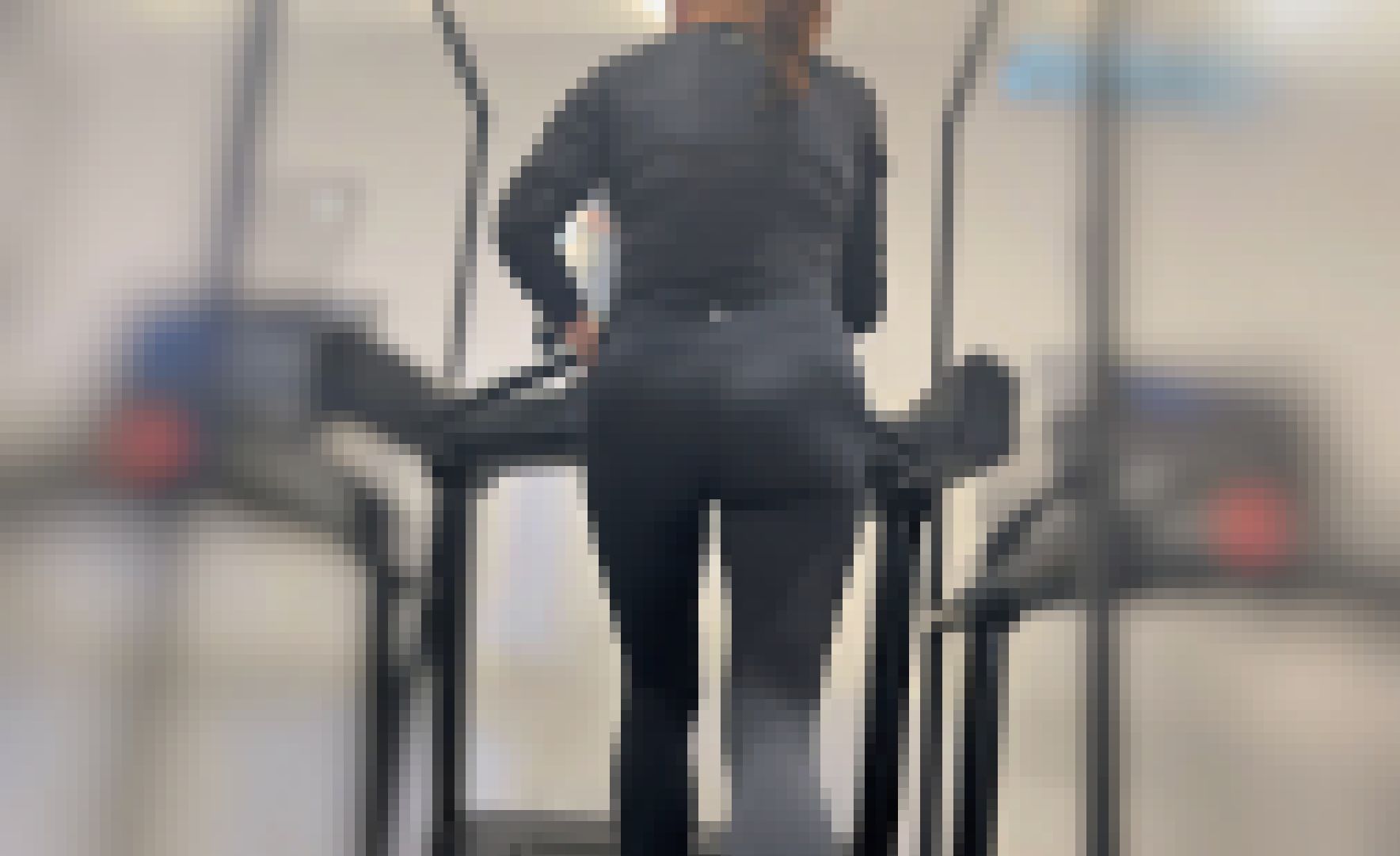 【再販】超Sクラスのパツパツ美巨尻を堪能!希少なスパッツからケツを見せつけ下からの眺めで男を挑発! サンプル画像2