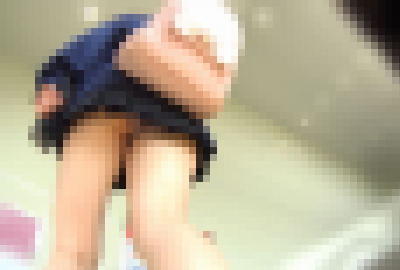 制服女子のパンチラ60　自撮りをしながらパンツも撮られる哀れなJK編　サンプル画像4