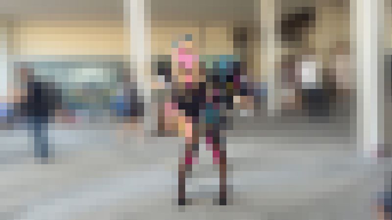 くいこみハイレグは油断大敵！コスプレイヤーさんたちの股間からいろいろ見えてしまう！？　コスイベ撮影78　サンプル画像2