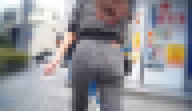 ドデカ肉感美爆尻をデニムに密着モッコリムニョムニョさせて歩く美人お姉さんがエロ過ぎるなど サンプル画像