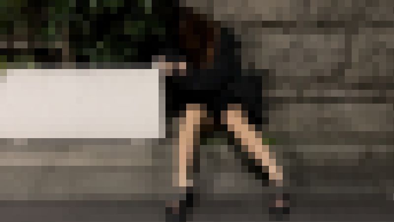 「やめてあげないよ」手マンで連続イキする乳首ピン立ちギャル うっすら透ける総レース下着を剥ぎ取り正常位&立ちバック サンプル画像2