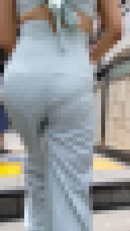 【再販】イケイケGALのエロ尻が堪らない!突き出したお尻から透けるパンティーライン3選 サンプル画像