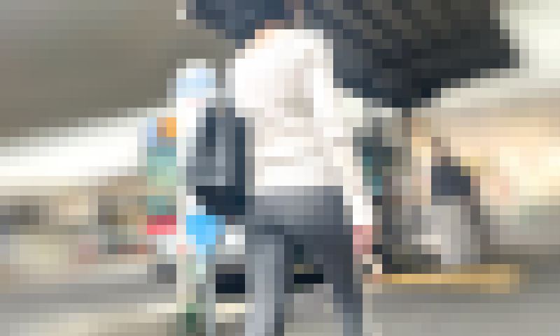 【再販】素人奥様の下品な美尻と食い込みを堪能！エロケツをパッツンさせてパンティラインで男を挑発!　サンプル画像4